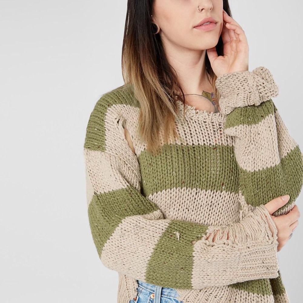 Buckle Sweater SZ XS